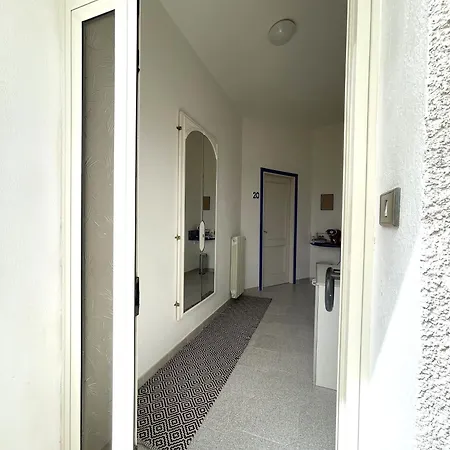 Pensionat Imperia85 Lt 3*