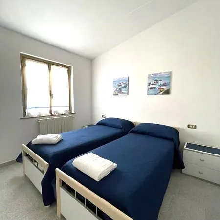 Imperia85 Lt Guest house